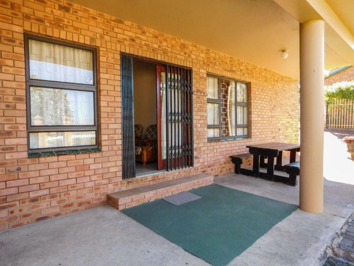 Mama Mia Cottages Oslo Beach Port Shepstone Luaran gambar