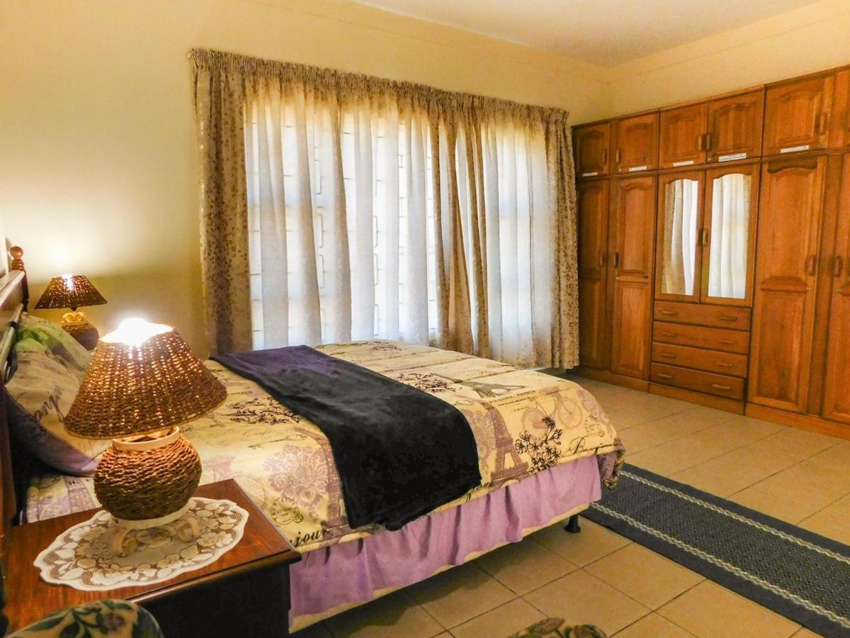 Mama Mia Cottages Oslo Beach Port Shepstone Luaran gambar