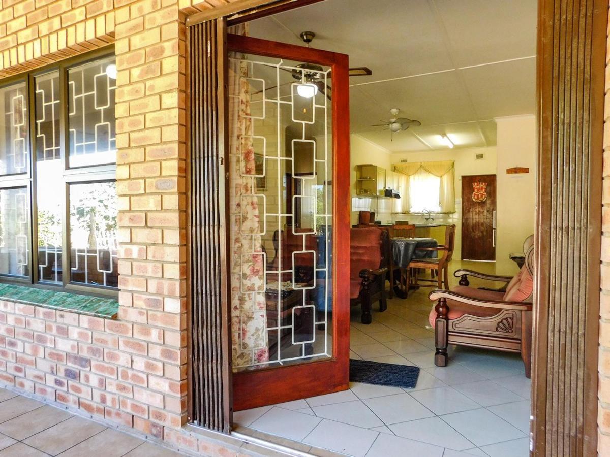 Mama Mia Cottages Oslo Beach Port Shepstone Luaran gambar