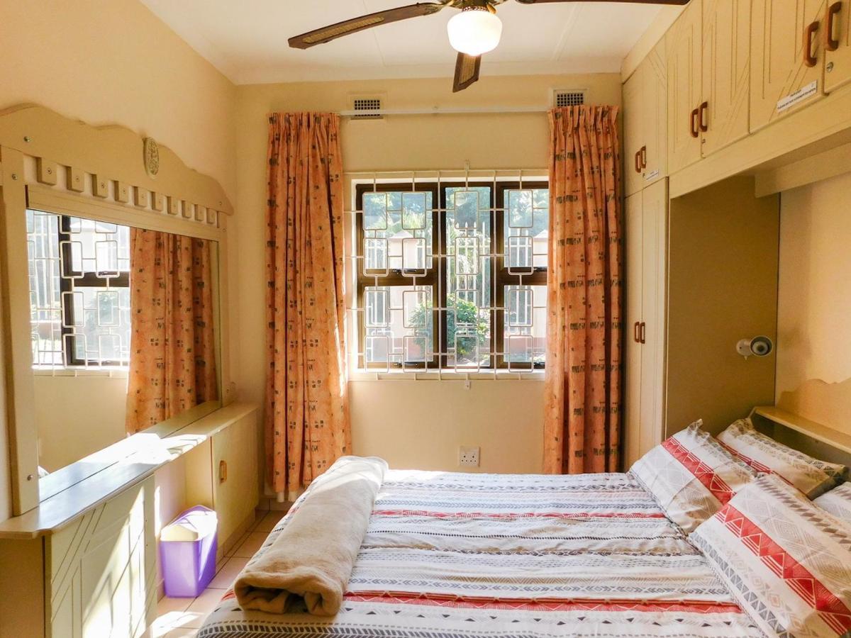Mama Mia Cottages Oslo Beach Port Shepstone Luaran gambar